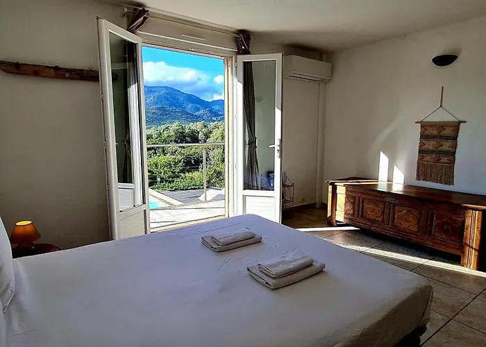 Bella Vista, 4ch, Piscine Villa Figari (Corsica)